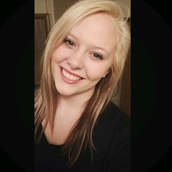 Meet the Posher Other - Meet your Posher, Megan